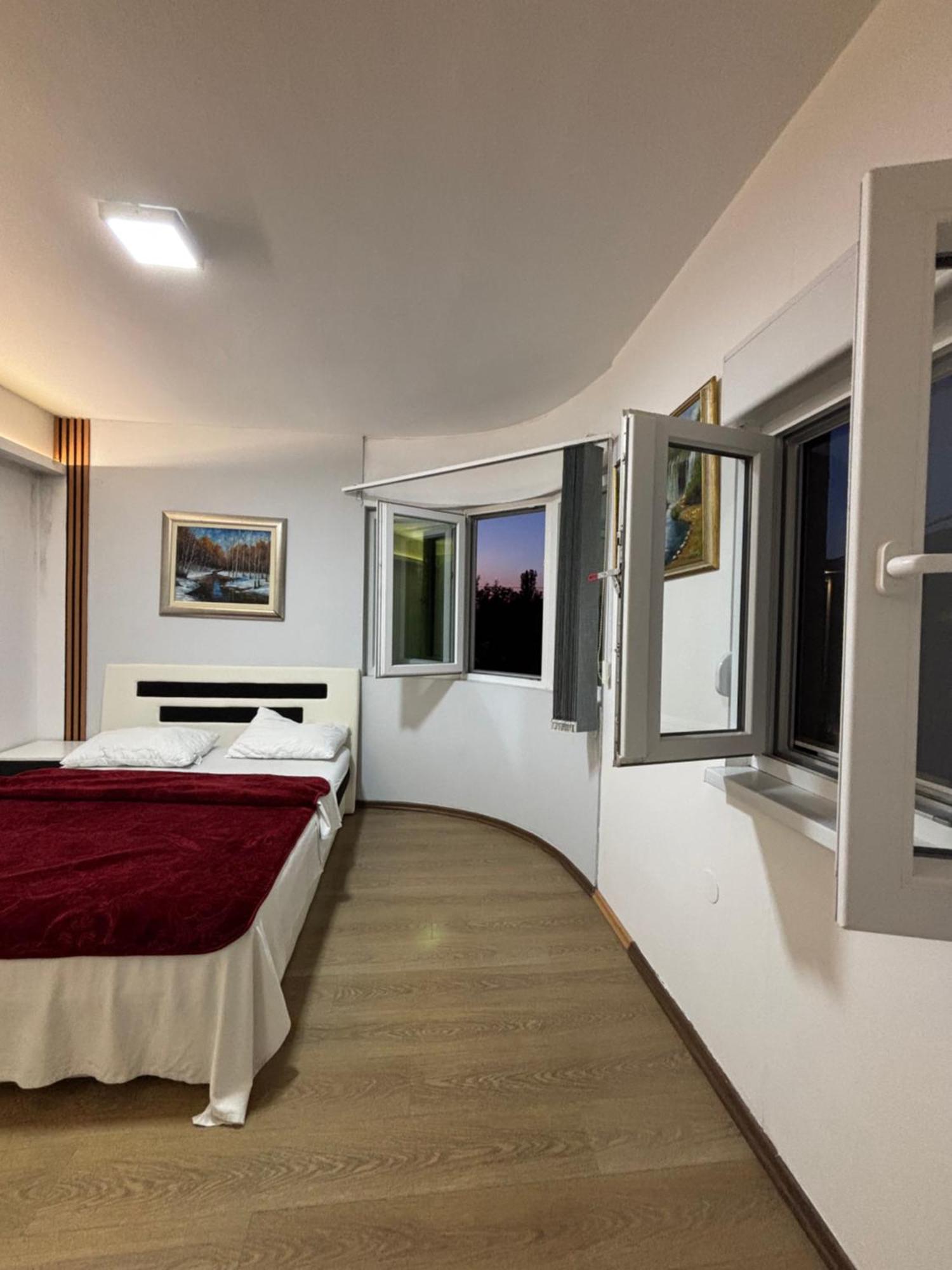 Guest House Milicevic Ljubuški エクステリア 写真